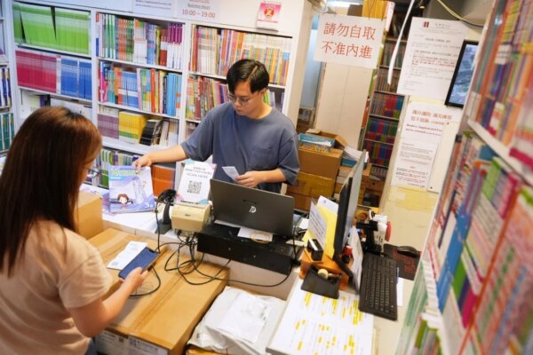 Struggling families urge return of student grant after textbook prices jump