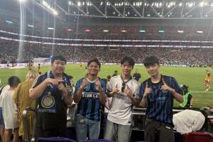 Three “First 500 Nerazzurri” winners from left to right: Phakphum Thaibunnak (Thailand), Khalif Mukhlis Kusmawan (Indonesia), Lee Seung Min (South Korea), accompanied by South Korean content creator ManGosip.