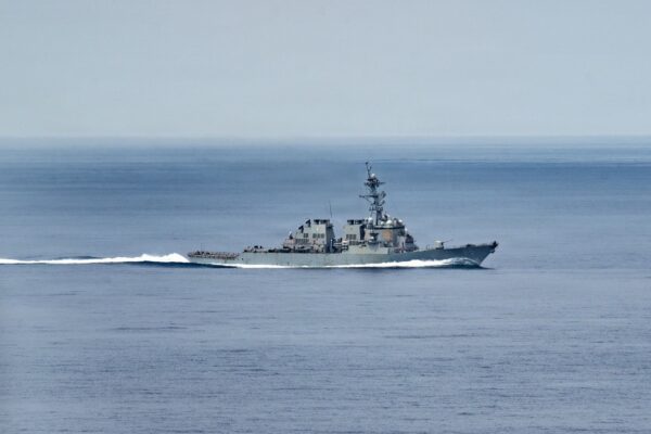 Navy ship without power for 4 days in South China Sea