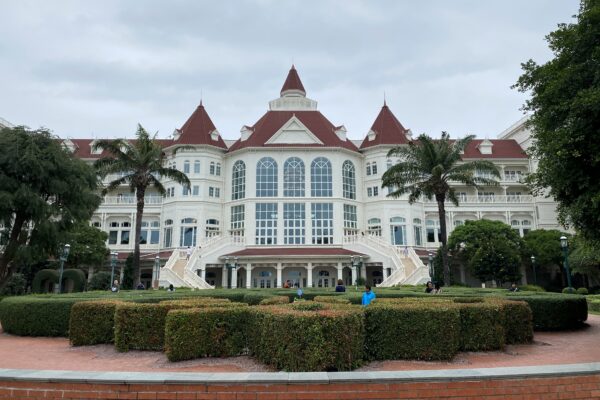 Hong Kong Disneyland Hotel Closing for Refurbishment in October