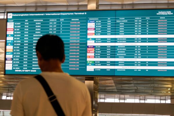 Eight airports halted operations over the weekend, disrupting nearly 3,000 flights. Photo: AFP