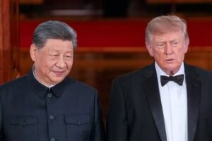 Donald Trump and Xi Jinping (Bloomberg)