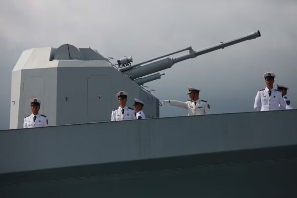 US Navy should target Chinese aircraft carriers, report says