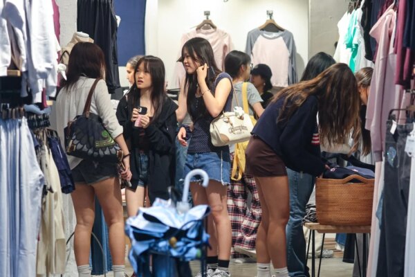 Hong Kong retail sales rise 4.5% in July, marking 15th straight month of growth