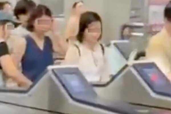 MTR Corp warns of prosecution as tour guide identified in fare evasion probe