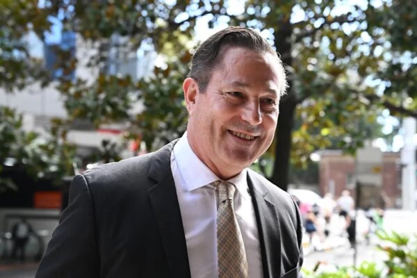 Csergo walks into court